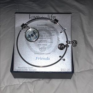 Love this life bracelet